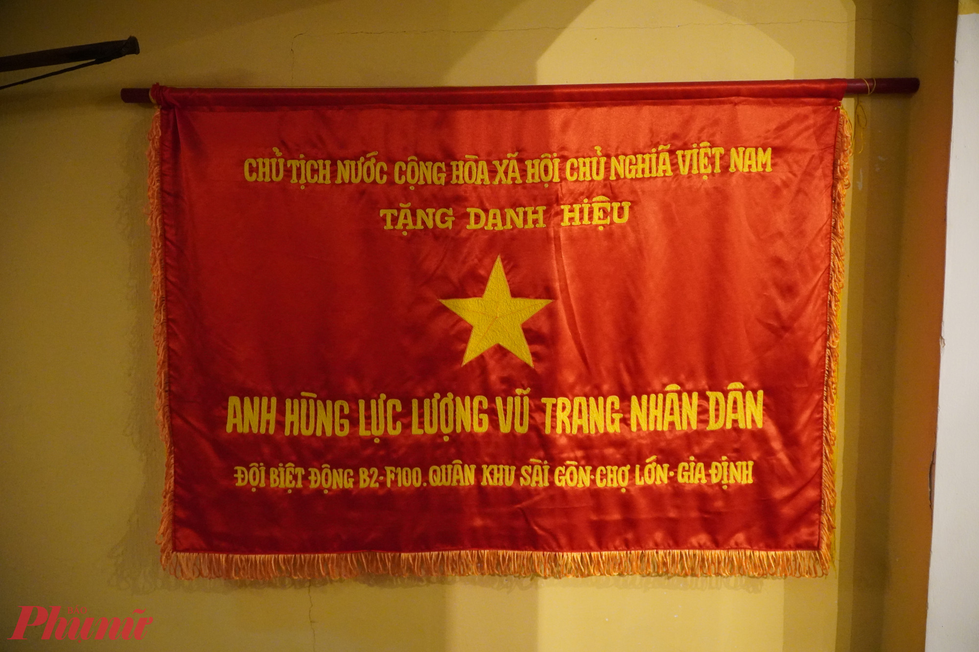 Phường Tân Định - TPHCM: Nét duyên cổ giữa nhịp sống hiện đại Chủ tịch nước trao tặng danh hiệu Anh hùng Lực lượng Vũ trang Nhân dân cho các chiến sĩ Đội Biệt động B2-F100 – Khu Sài Gòn – Chợ Lớn – Gia Định.