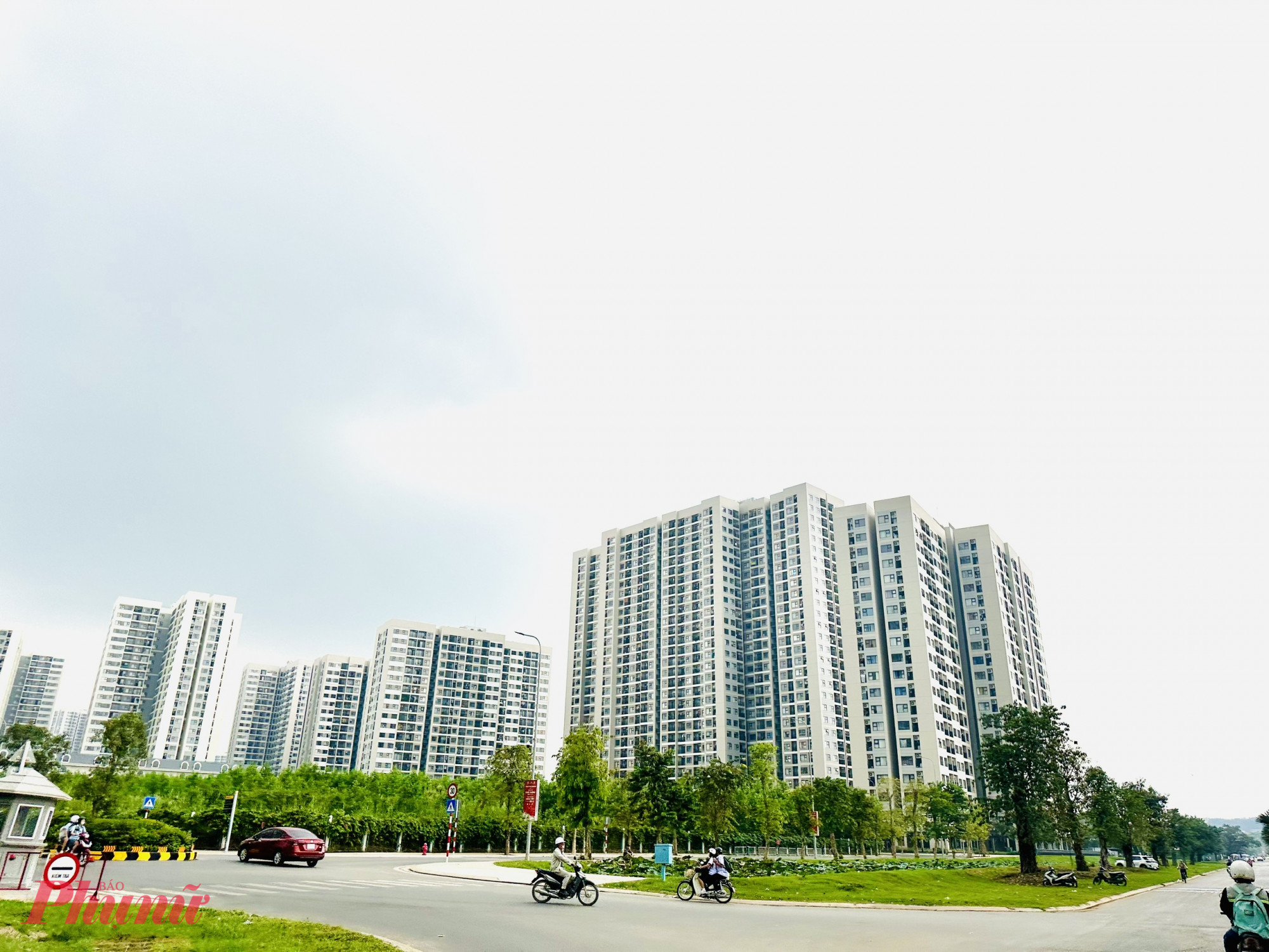 Giá nhà ở tiếp tục tăng, giao dịch chủ yếu từ giới đầu tư Tại TPHCM (cũ), giá sơ cấp trung bình đạt 91 triệu/m2,
