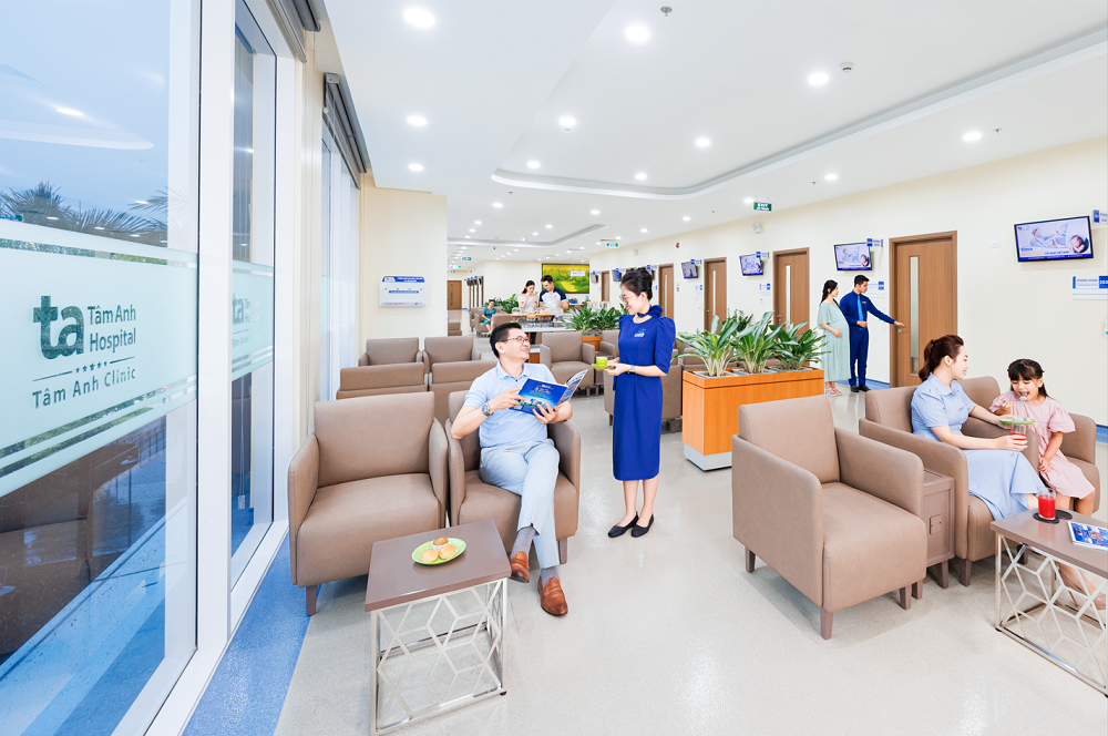 Tâm Anh ra mắt “siêu” phòng khám mới, tiếp tục mở rộng y tế công nghệ cao Khu khám VIP của Tâm Anh Cầu Giấy được thiết kế như một “phòng chờ hạng thương gia” sang trọng - Ảnh: BVĐK Tâm Anh