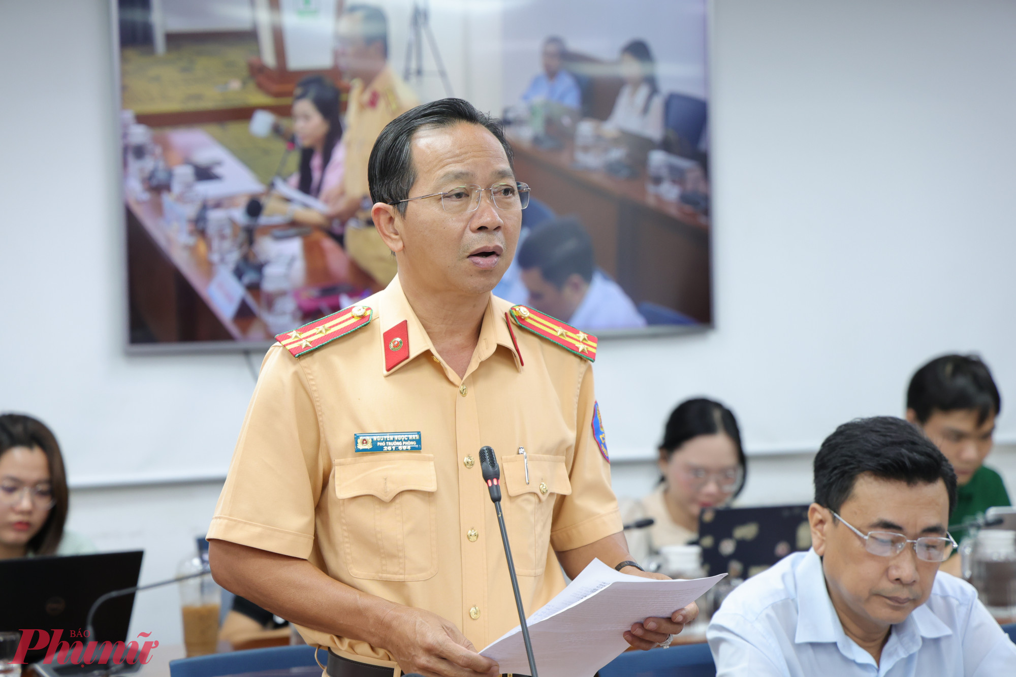 Thượng tá Nguyễn Ngọc Nam – Phó Trưởng phòng PC08, Công an TPHCM thông tin trong buổi họp báo - Ảnh: Thanh Tâm