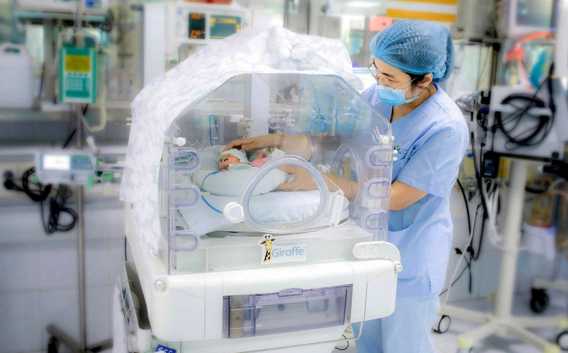 Chăm sóc trẻ sơ sinh tại Bệnh viện Nhi trung ương