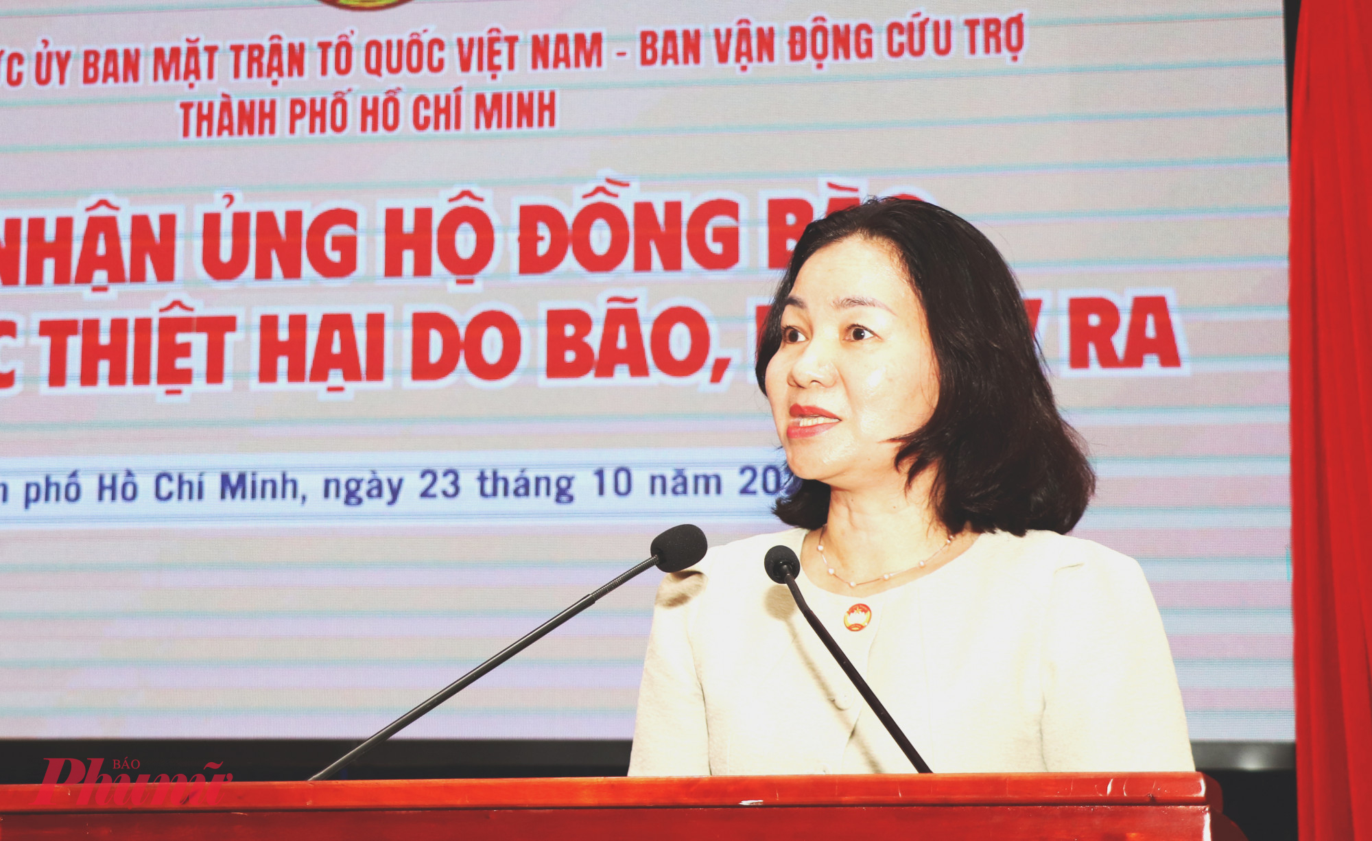 Thay mặt Ban Thường trực Ủy ban MTTQ Việt Nam TPHCM, bà Trương Thị Bích Hạnh - Phó Chủ tịch Thường trực Ủy ban MTTQ Việt Nam TPHCM đã tiếp nhận và gửi lời cảm ơn sâu sắc đến các đơn vị. 