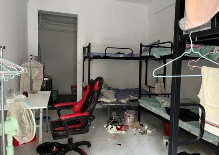 Quang cảnh bên trong khu phức hợp tội phạm khổng lồ ở tỉnh Takeo, Campuchia, ngày 16/10. Ảnh Korea Times của Heo Kyung-joo