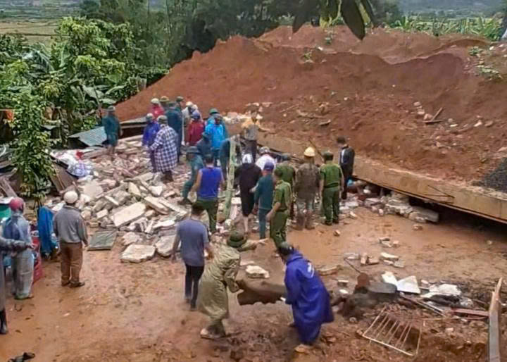 Hiện trường xảy ra vụ sập nhà - Ảnh: B.X.