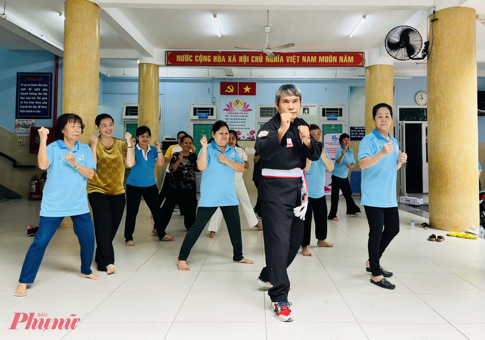 Nhiều cán bộ, hội viên phụ nữ hăng hái tham gia