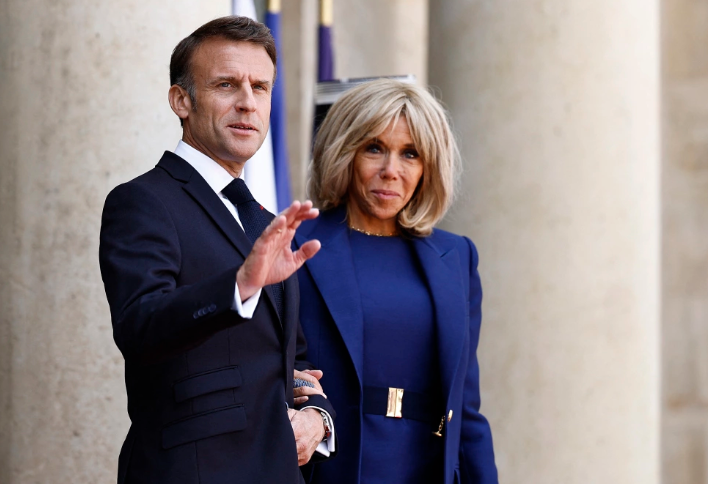 bà Brigitte Macron và Tổng thống Emmanuel Macron 