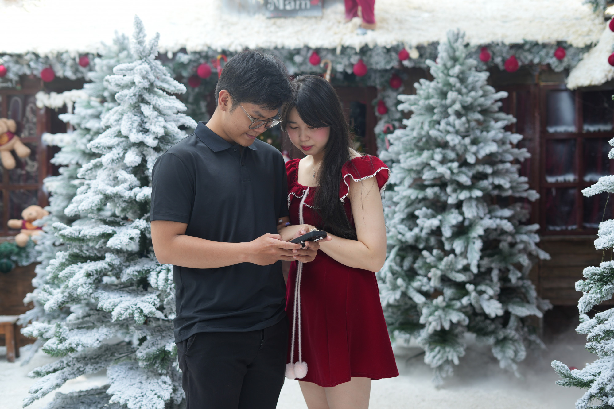 Check-in Giáng sinh sớm ở Sài Gòn: Góc nào cũng đẹp như trời Âu!