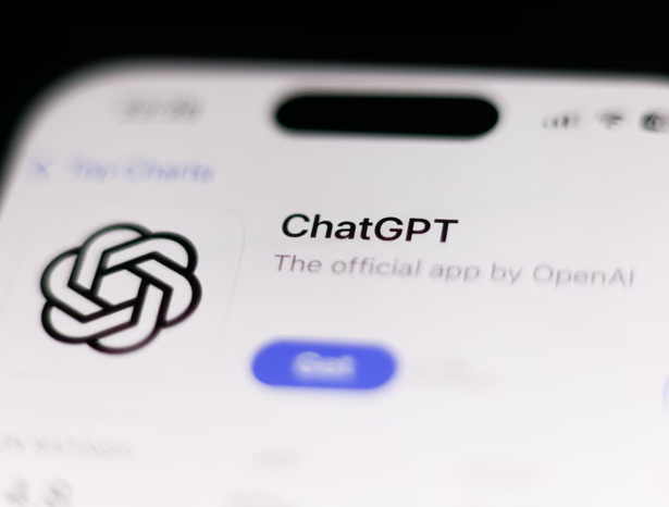 Theo bài đăng trên blog của công ty OpenAI ngày 27/10, trên 1 triệu người dùng ChatGPT mỗi tuần gửi các tin nhắn có dấu hiệu rõ ràng cho thấy khả năng có kế hoạch hoặc ý định tự tử.