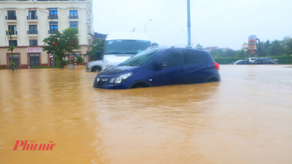Toàn TP Huế dốc toàn lực để đối phó với đợt lũ lịch sử