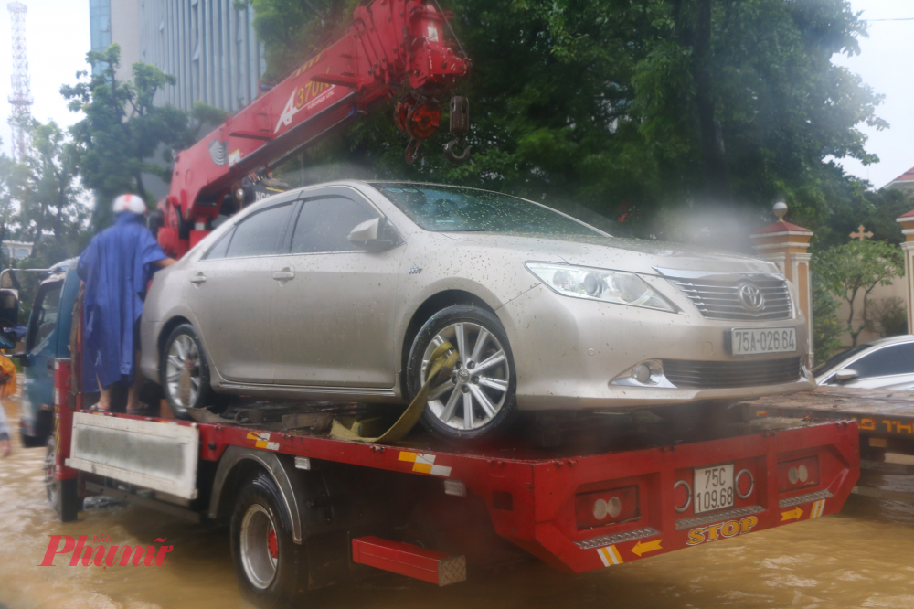 Toàn TP Huế dốc toàn lực để đối phó với đợt lũ lịch sử
