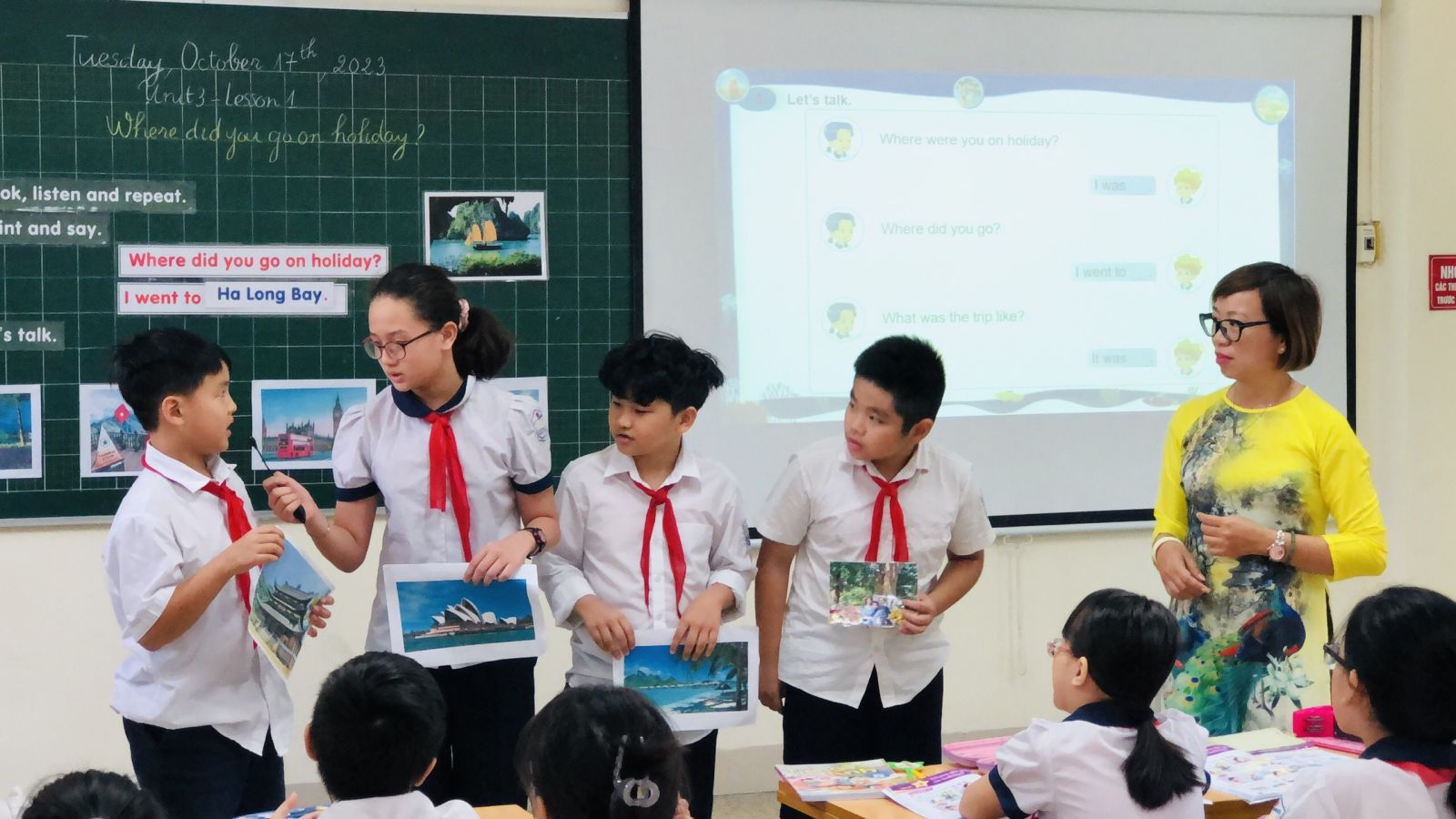 Một tiết học tiếng Anh của cô và trò Trường tiểu học Trưng Vương, TP Hà Nội. Ảnh: Ngọc Bích