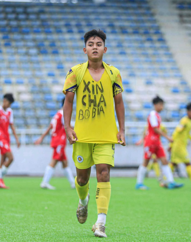 Hình ảnh của chụp trong trận đấu ngày 26-10 giữa U14 Hà Nội và U14 Hoài Đức 