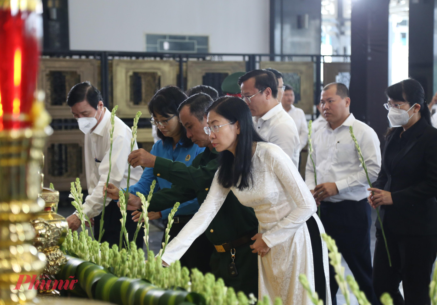Đại biểu chức sắc tôn giáo, nhân sĩ trí thức cùng thành kính tưởng nhớ những người qua đời vì COVID-19