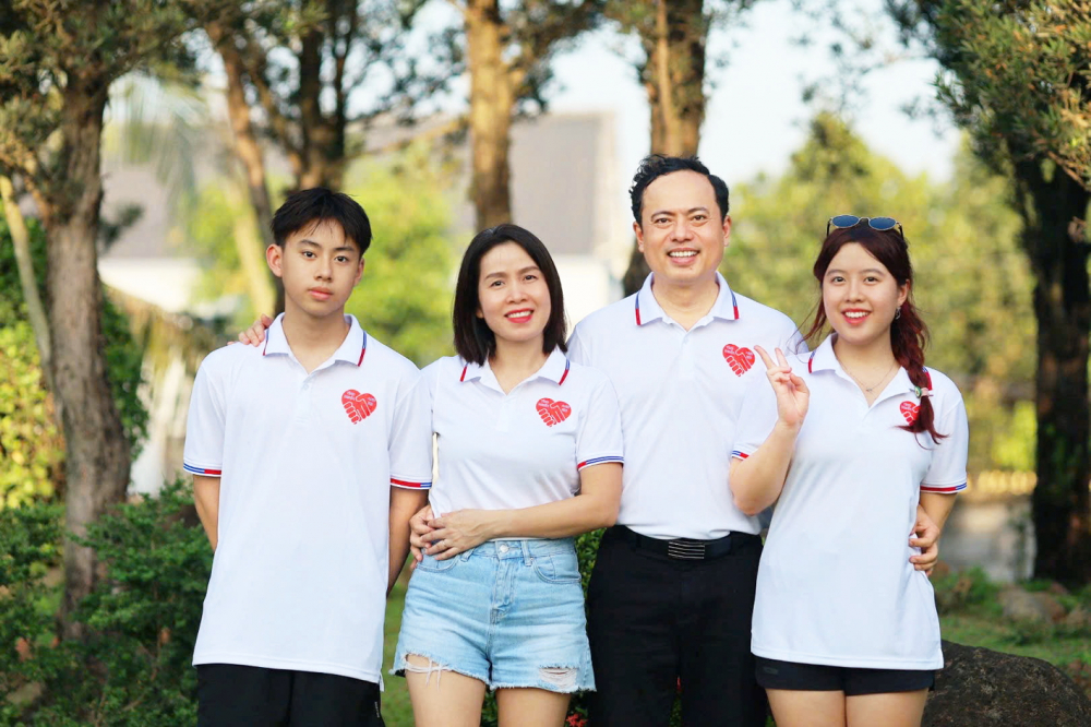 Bước ra thế giới bằng bản lĩnh, về nhà bằng sự dịu dàng Phía sau thành công trong kinh doanh của doanh nhân Huỳnh Thanh Vạn là vợ hiền, con ngoan - Ảnh do nhân vật cung cấp