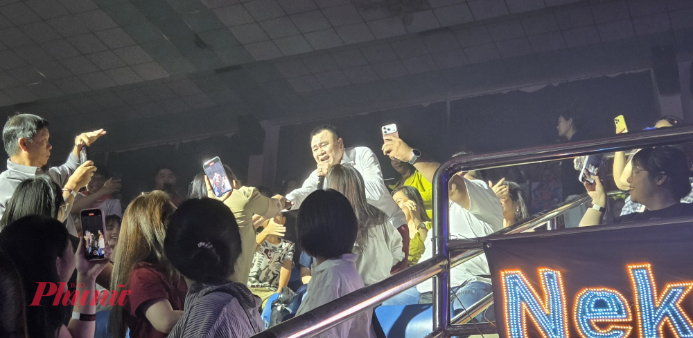 Nghệ sĩ nhân dân Tự Long