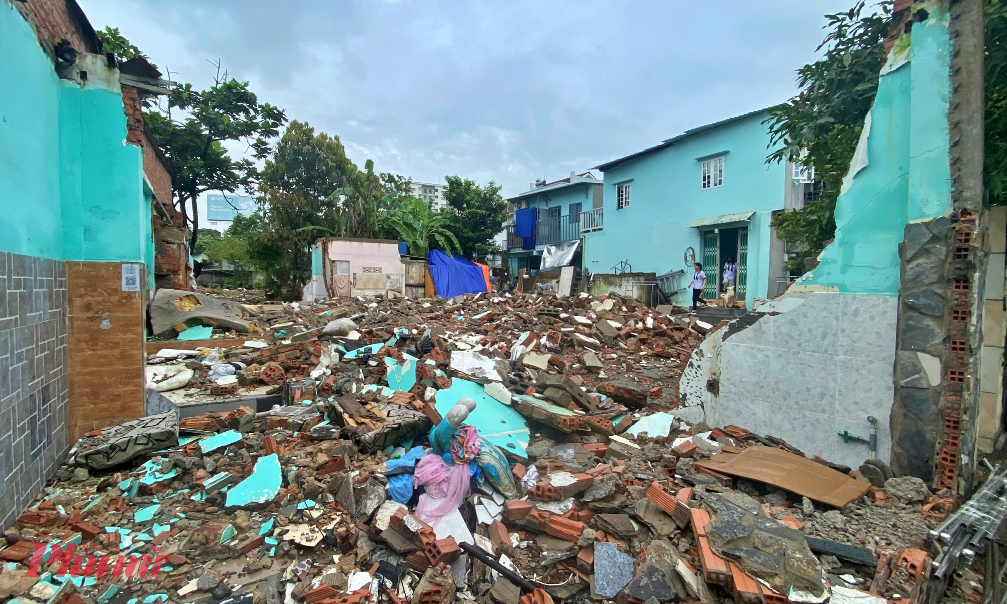 Đoạn 1 của Vành đai 2 dài hơn 3,5km, đi qua phường Phước Long nên có 893 hộ dân bị thu hồi đất. Vốn đầu tư để giải phóng mặt bằng đoạn này là 5.825 tỉ đồng được cấp vào năm 2024. 