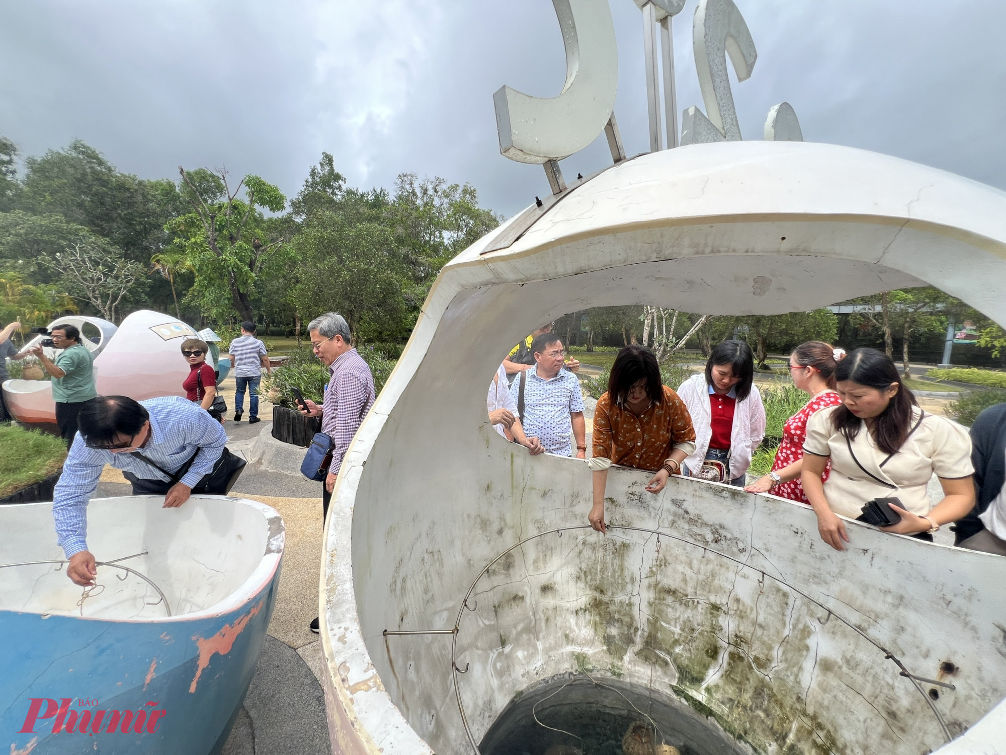 Đoàn khảo sát du lịch TPHCM tham gia trải nghiệm tour du lịch y tế TPHCM sau sáp nhập với Bình Dương và Bà Rịa - Vũng Tàu.