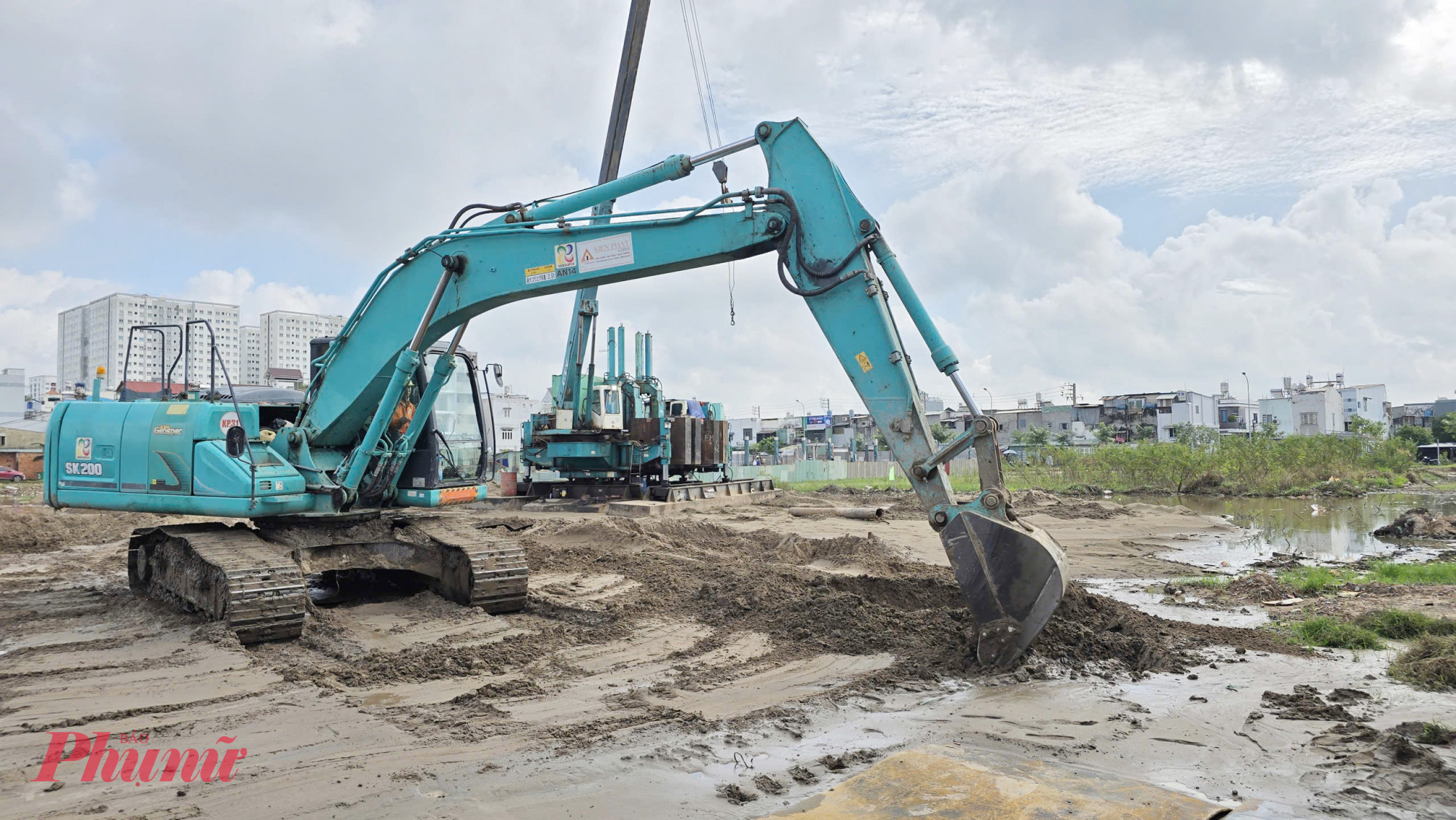 Các đơn vị bắt đầu thi công công trình, dự kiến hoàn thành trong năm 2026 - Ảnh: Trang Nguyễn