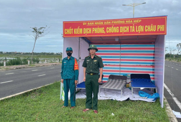 Chốt kiểm dịch đã được đặt tại cửa ngõ ra, vào phường Hòa Hiệp- Ảnh: HT