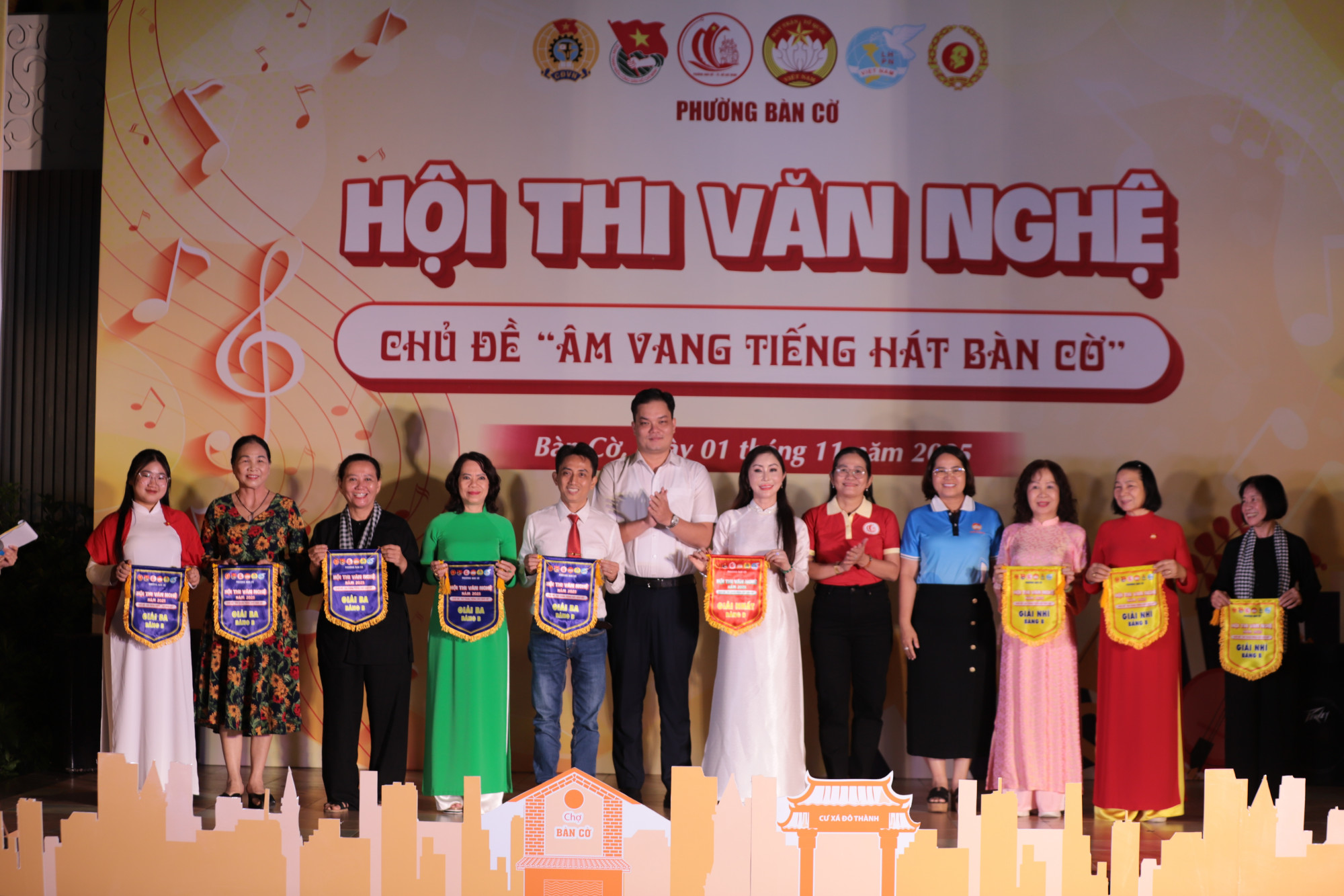 Các đội đạt giải nhất, nhì, ba tại bản B