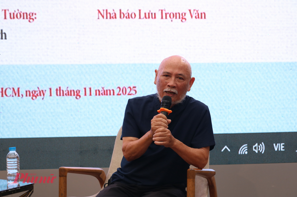 Đồng hành cùng tác giả Hoàng Minh Tường trong buổi giao lưu còn có nhà báo Lưu Trọng Văn - Ảnh: Phương Nhã