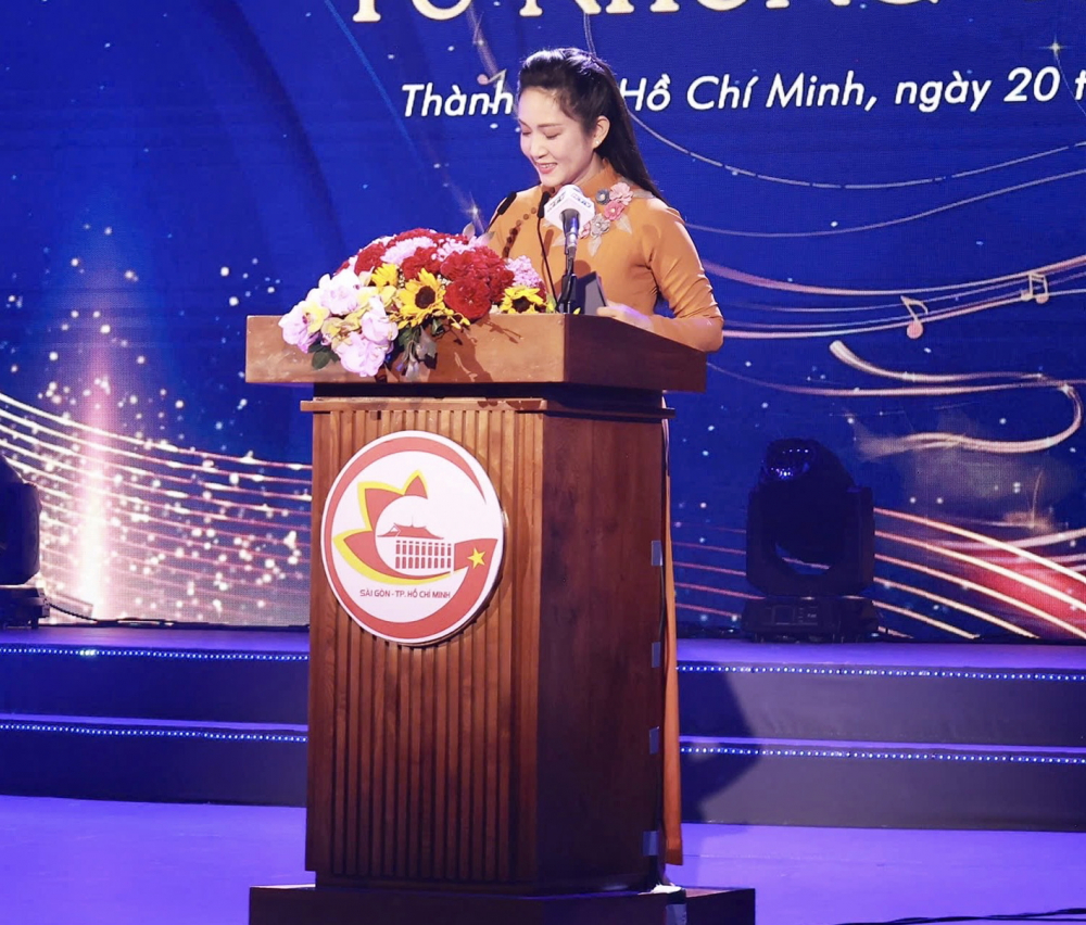 Nghệ sĩ nhân dân Nguyễn Thị Thanh Thúy - Phó giám đốc Sở Văn hóa và Thể thao TPHCM - ẢNH: HỒNG NGA