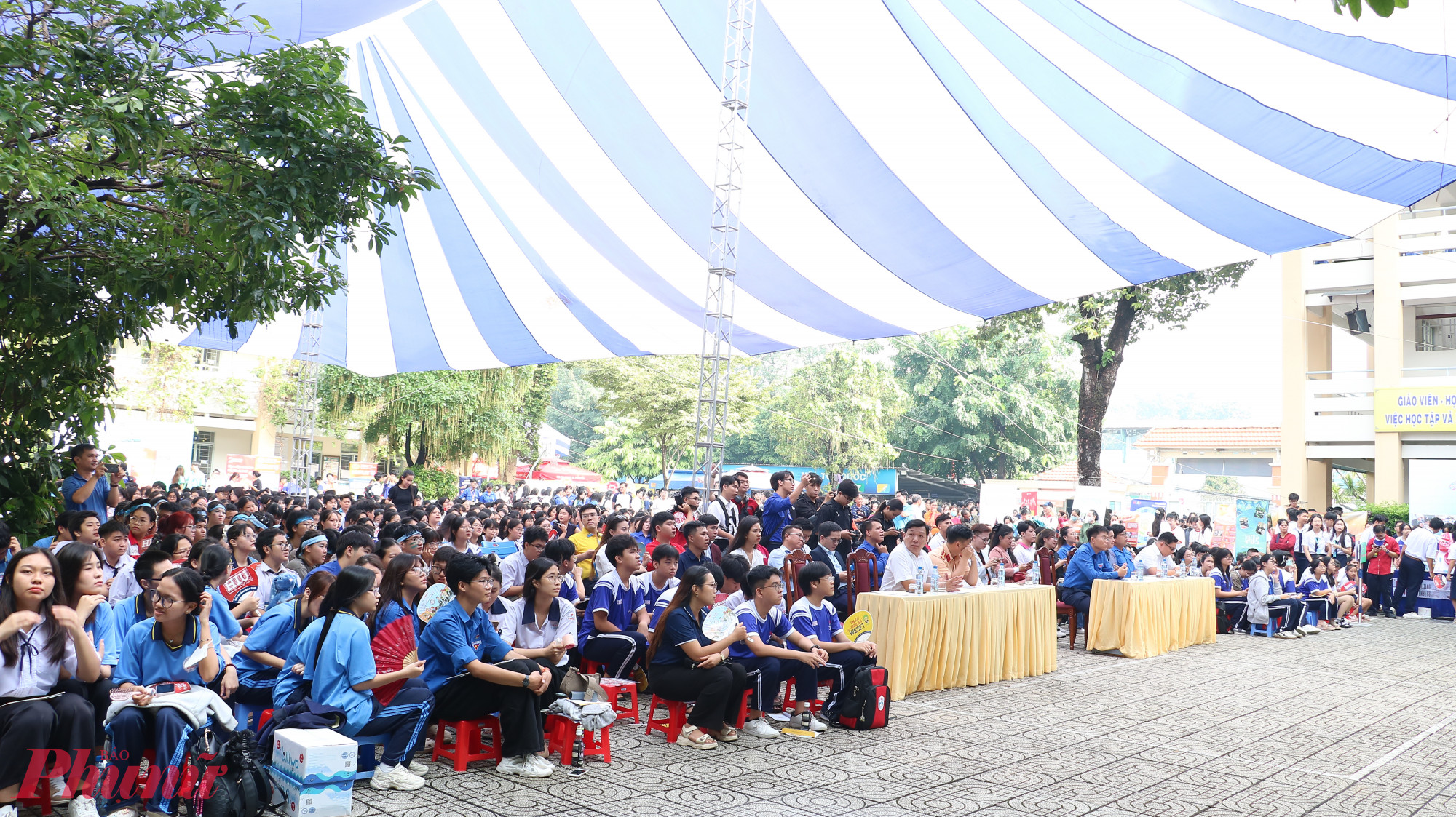 Chương trình đã thu hút hơn 3.000 học sinh THPT tham gia - Ảnh: Trang Thư