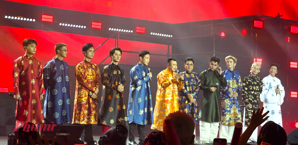 Tại đêm nhạc, 24 “anh tài” gồm: Tự Long, Hồng Sơn, Bằng Kiều, Phan Đinh Tùng, Tiến Luật, Đăng Khôi, Đinh Tiến Đạt, Trương Thế Vinh, Đỗ Hoàng Hiệp, Quốc Thiên, Hà Lê, Thanh Duy, Jun Phạm (Phạm Duy Thuận), Cường Seven (Nguyễn Việt Cường), Rhymastic (Vũ Đức Thiện), Tăng Phúc, BB Trần (Trần Phan Quốc Bảo), Kay Trần (Trần Anh Khoa), Duy Khánh, Neko Lê (Lê Trường Sơn), Kiên Ứng, Huy R (Vũ Văn Huy), Nguyễn Trần Duy Nhất và MC Anh Tuấn đã mang đến nhiều màn trình diễn ấn tượng.