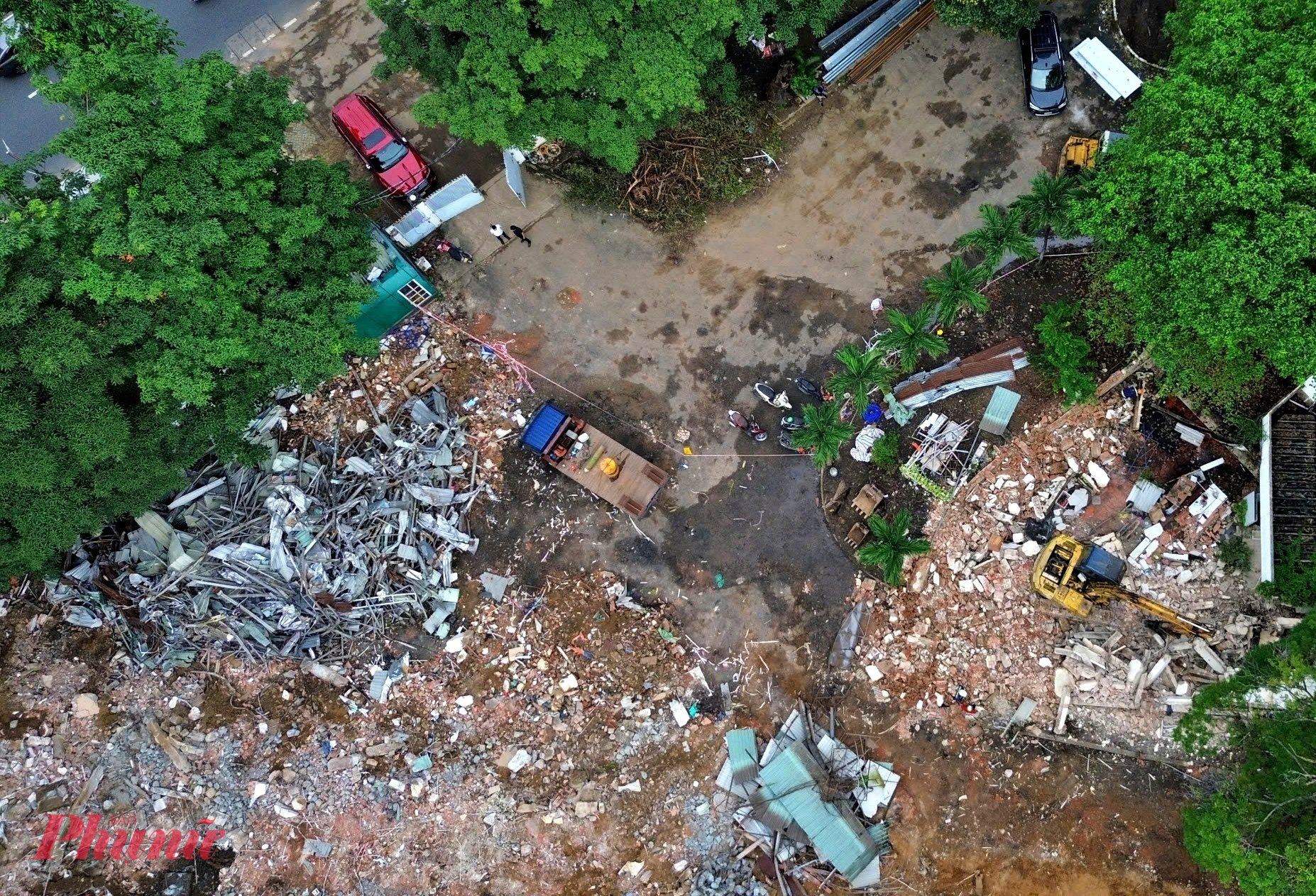 Một căn nhà cũ đã hoàn thành việc phá bỏ - Ảnh: TQ