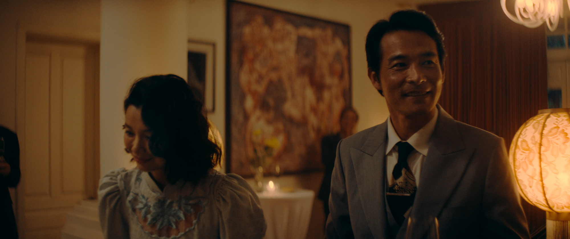 Bi kịch tình yêu của Xuân và Triết được phơi bày sau khi cả 2 tìm hiểu vế một vụ án mạng