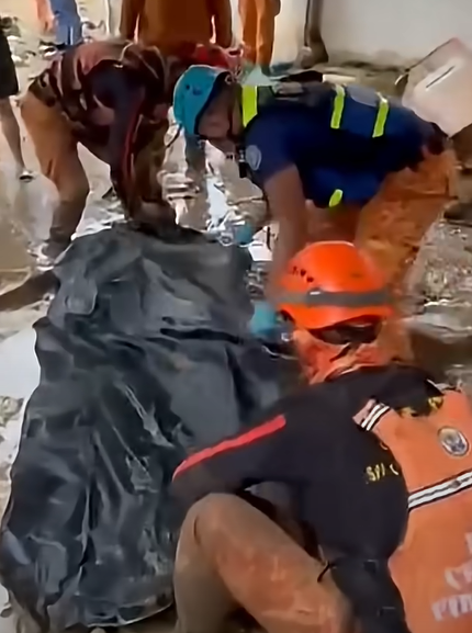 Thi thể những người xấu số được 