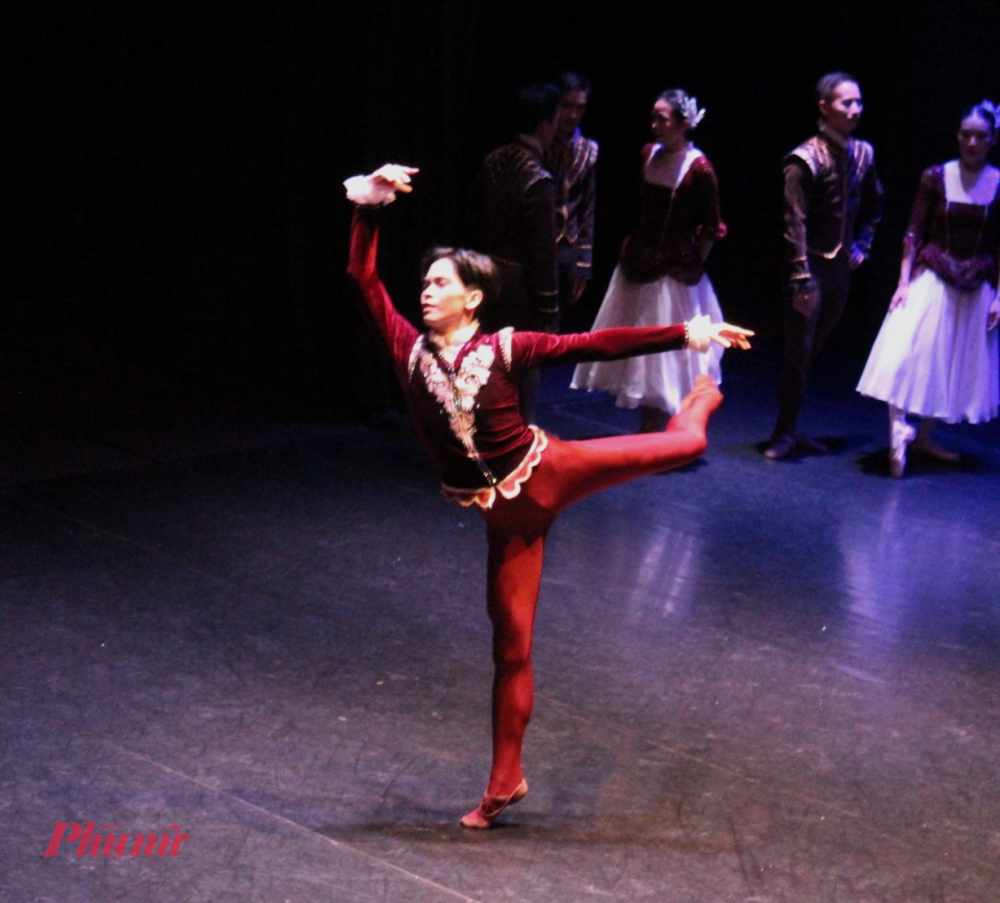 Lê Đức Anh có nhiều nỗ lực hoàng tử Siegfried