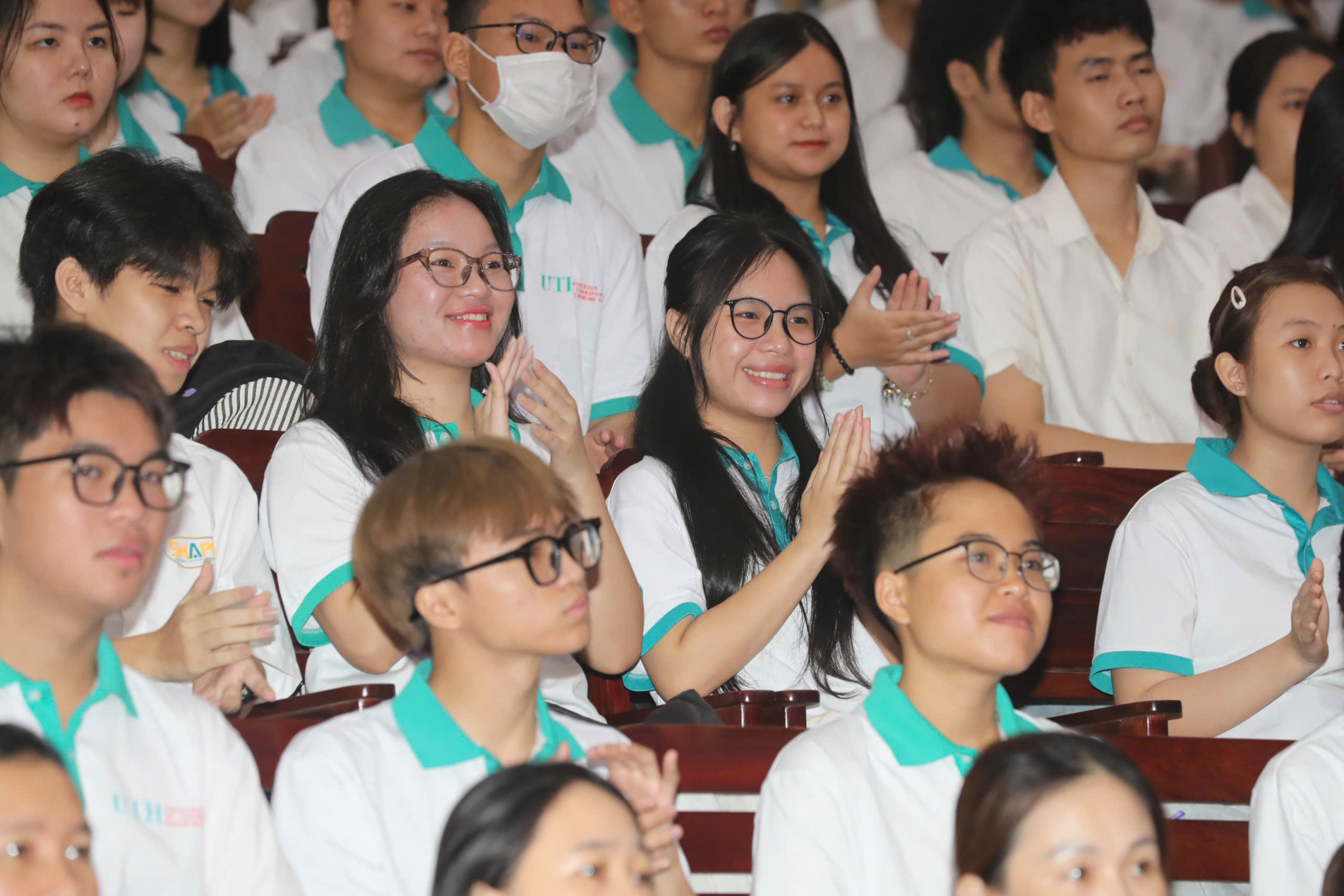 Sinh viên Trường đại học Giao thông vận tải TPHCM tổ chức tọa đàm - Ảnh: N.D