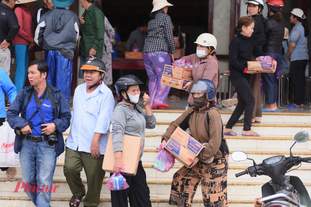 Hoạt động trao quà người dân đâng gặp khó khăn do lũ tại TP Huế thể hiện trách nhiệm xã hội, đồng hành cùng chính quyền địa phương chăm lo đời sống nhân dân, giúp bà con có thêm động lực vượt qua khó khăn, từng bước ổn định cuộc sống và sản xuất.