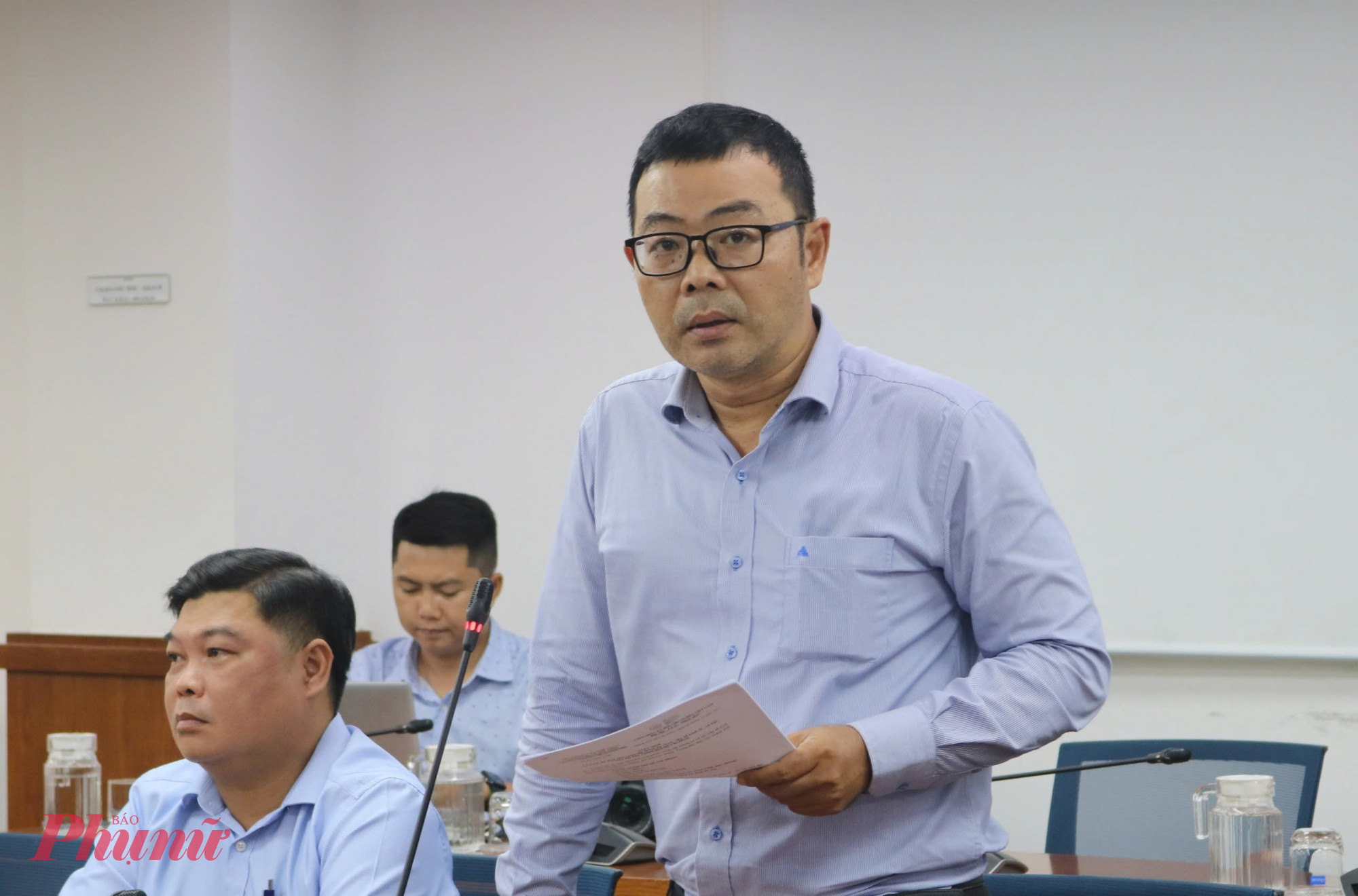 Ông Lê Minh Nhựt - Phó chủ tịch UBND phường An Lạc thông tin tại buổi họp báo - Ảnh: Thanh Tâm