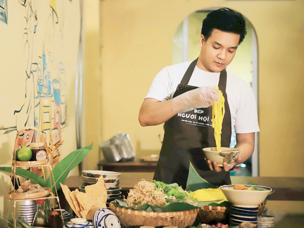 Từ gánh mì Quảng của má đến Michelin Selected