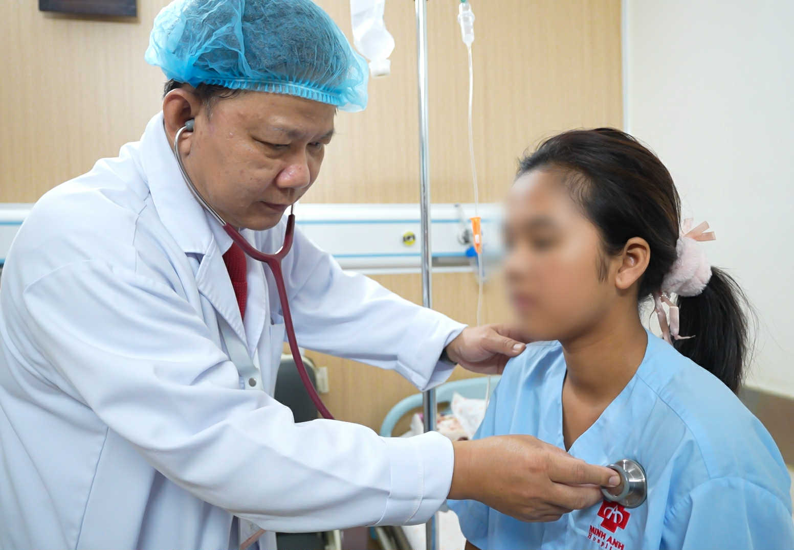 Bệnh nhi đang hồi phục rất tốt sau ca phẫu thuật u trung thất phức tạp (ảnh: BVCC)