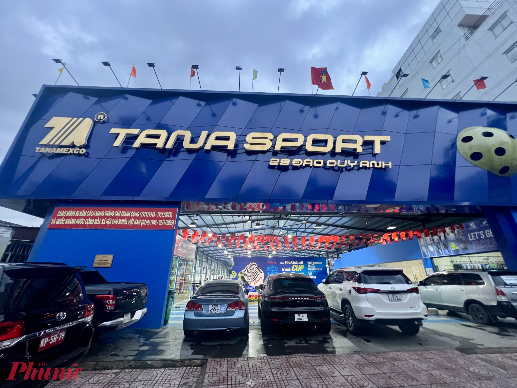 Cụm sân Tana Sport 