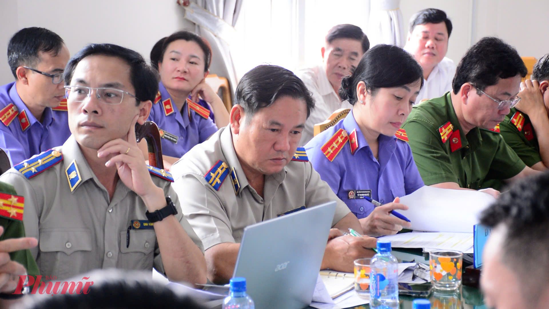 Các đơn vị Công an thành phố, Viện kiểm sát nhân dân, Tòa án nhân dân và Phòng Thi hành án dân sự khu vực 12 - tham gia buổi giám sát của Ban Pháp chế HĐND thành phố
