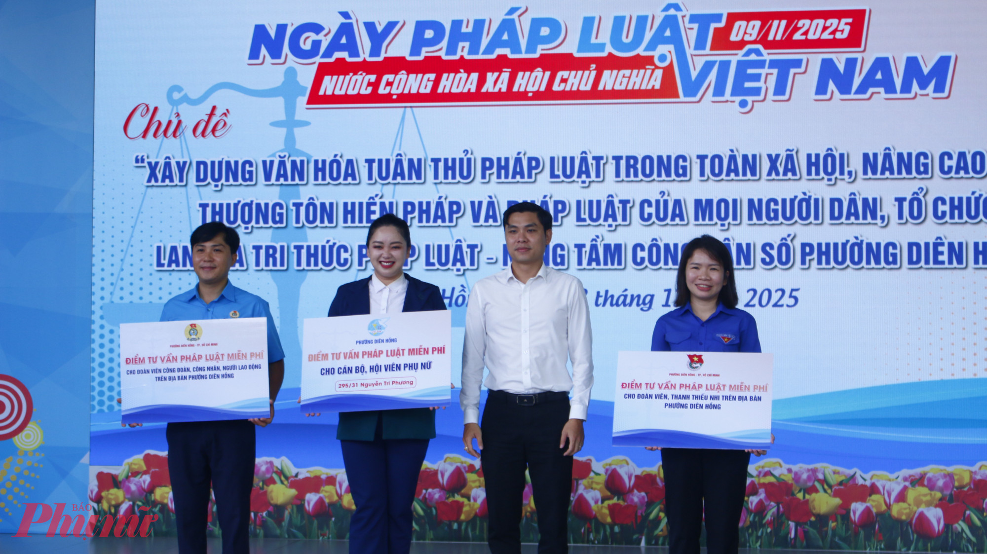 Ra mắt 3 điểm tư vấn pháp luật miễn phí trên địa bàn phường Diên Hồng, gồm “Điểm tư vấn pháp luật miễn phí” dành cho cán bộ, hội viên Hội Liên hiệp phụ nữ tại địa chỉ 295/31 Nguyễn Tri Phương, phường Diên Hồng, “Điểm tư vấn pháp luật miễn phí” dành cho Đoàn viên Công đoàn, công nhân, người lao động trên địa bàn phường Diên Hồng tại địa chỉ số 1A Thành Thái, phường Diên Hồng, Thành phố Hồ Chí Minh và “Điểm tư vấn pháp luật miễn phí” dành cho Đoàn viên, Thanh niên, các đối tượng yếu thế và người dân trên địa bàn.