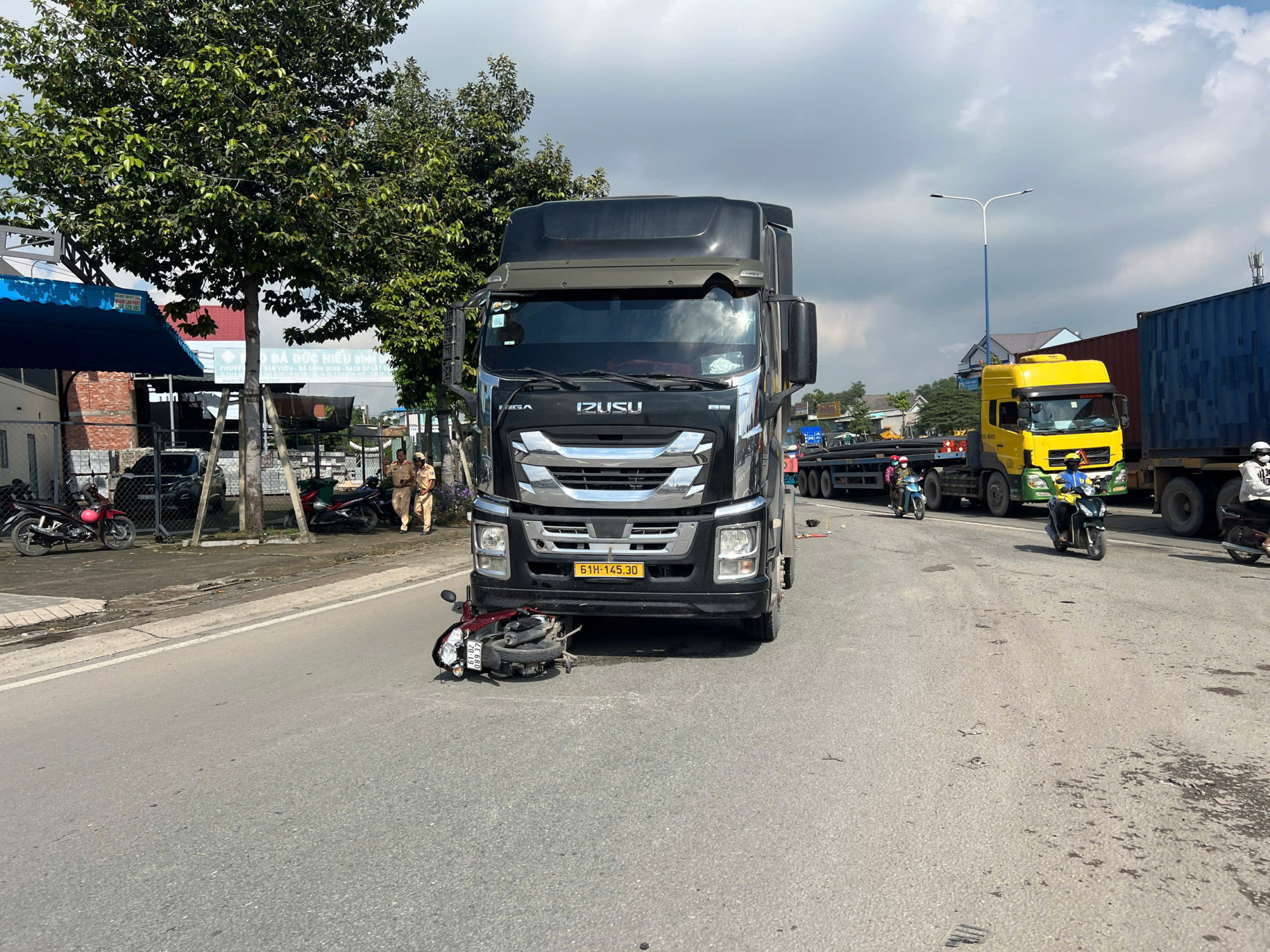 Hiện trường vụ tai nạn khiến 3 người tử vong. Ảnh: A.X.