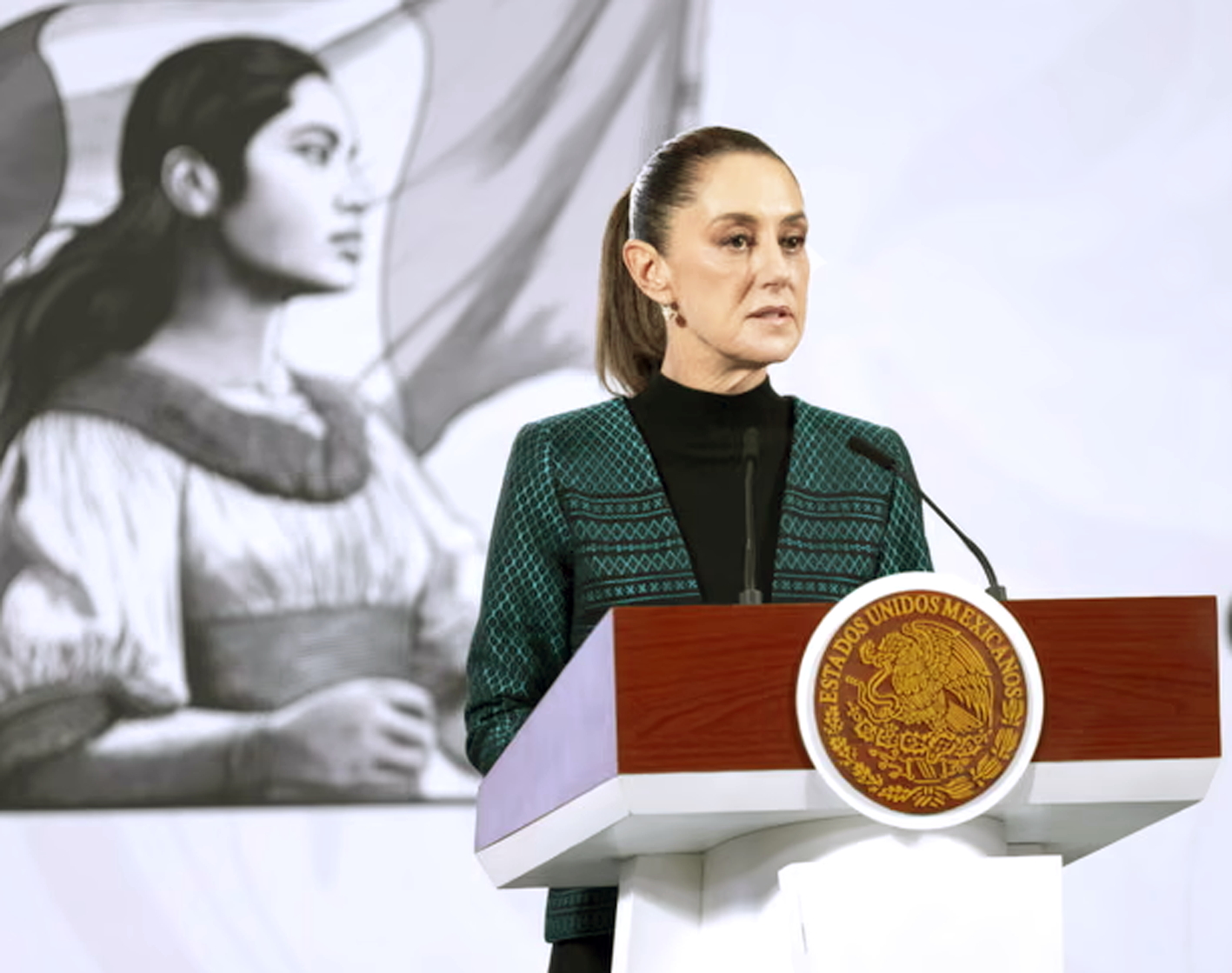 Nhiều nhà hoạt động vì phụ nữ cho rằng đây là thời điểm để phá vỡ sự thù ghét đối với phụ nữ ở Mexico - Nguồn ảnh: Tổng thống Mexico/Shutterstock