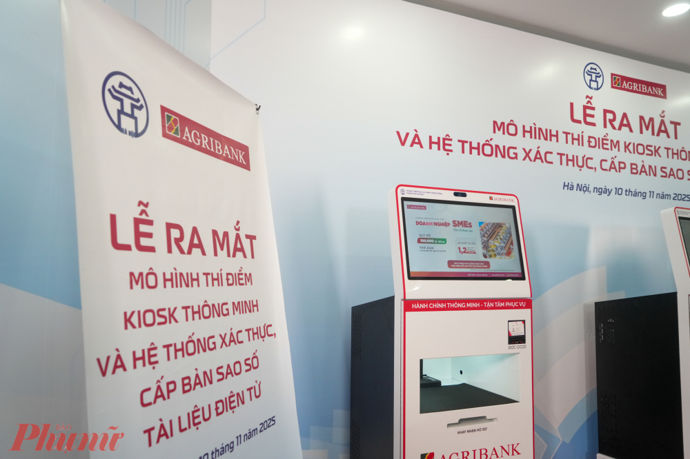 Kết quả chứng thực được trả qua email, mã QR hoặc ứng dụng di động, giảm hoàn toàn việc in ấn giấy tờ thủ công.