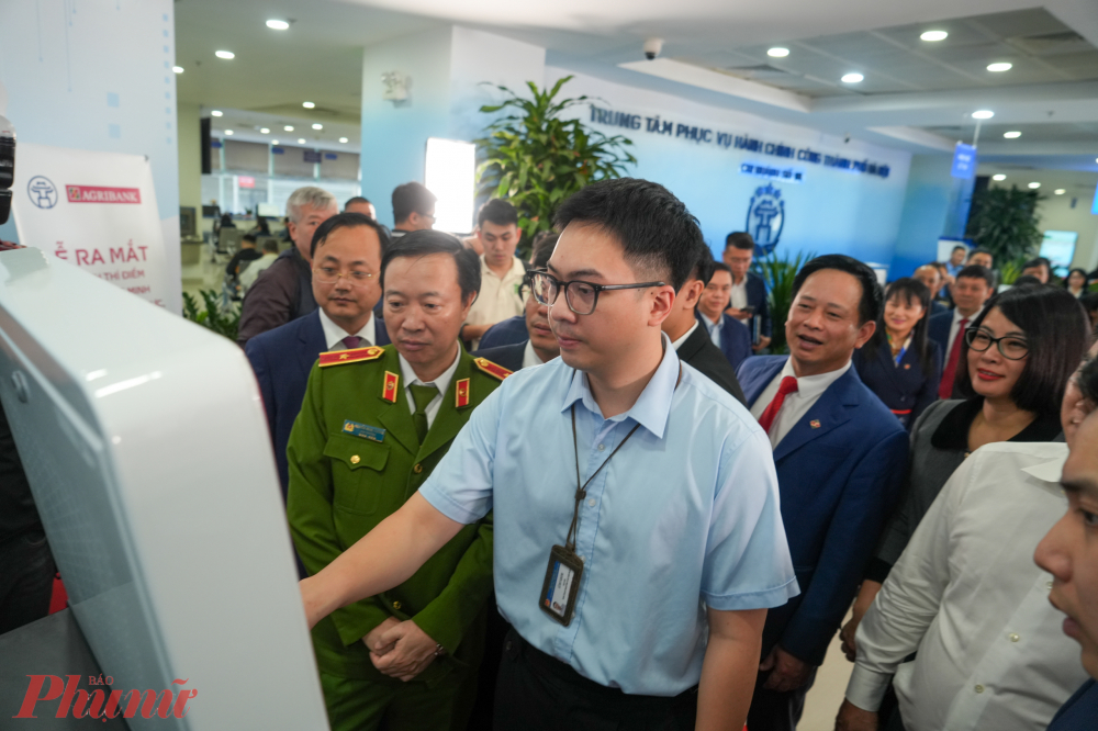 Các thông số được giám sát trực tiếp, đảm bảo hệ thống hoạt động ổn định, an toàn dữ liệu tuyệt đối.