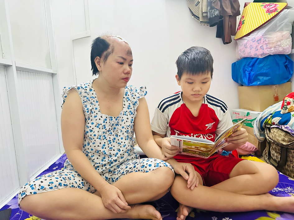 Chị Nguyễn Thị Bích Ngà và các con rất mong được giúp đỡ