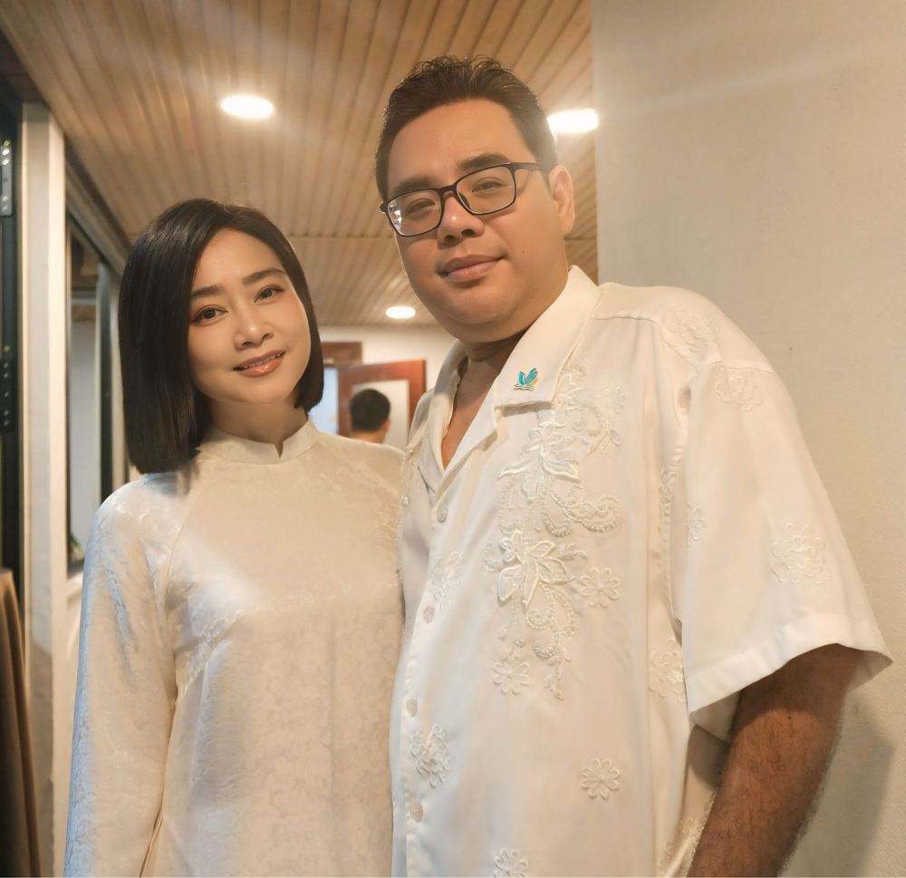 NS ƯT Tuyết Thu và đạo diễn Nguyên Đạt