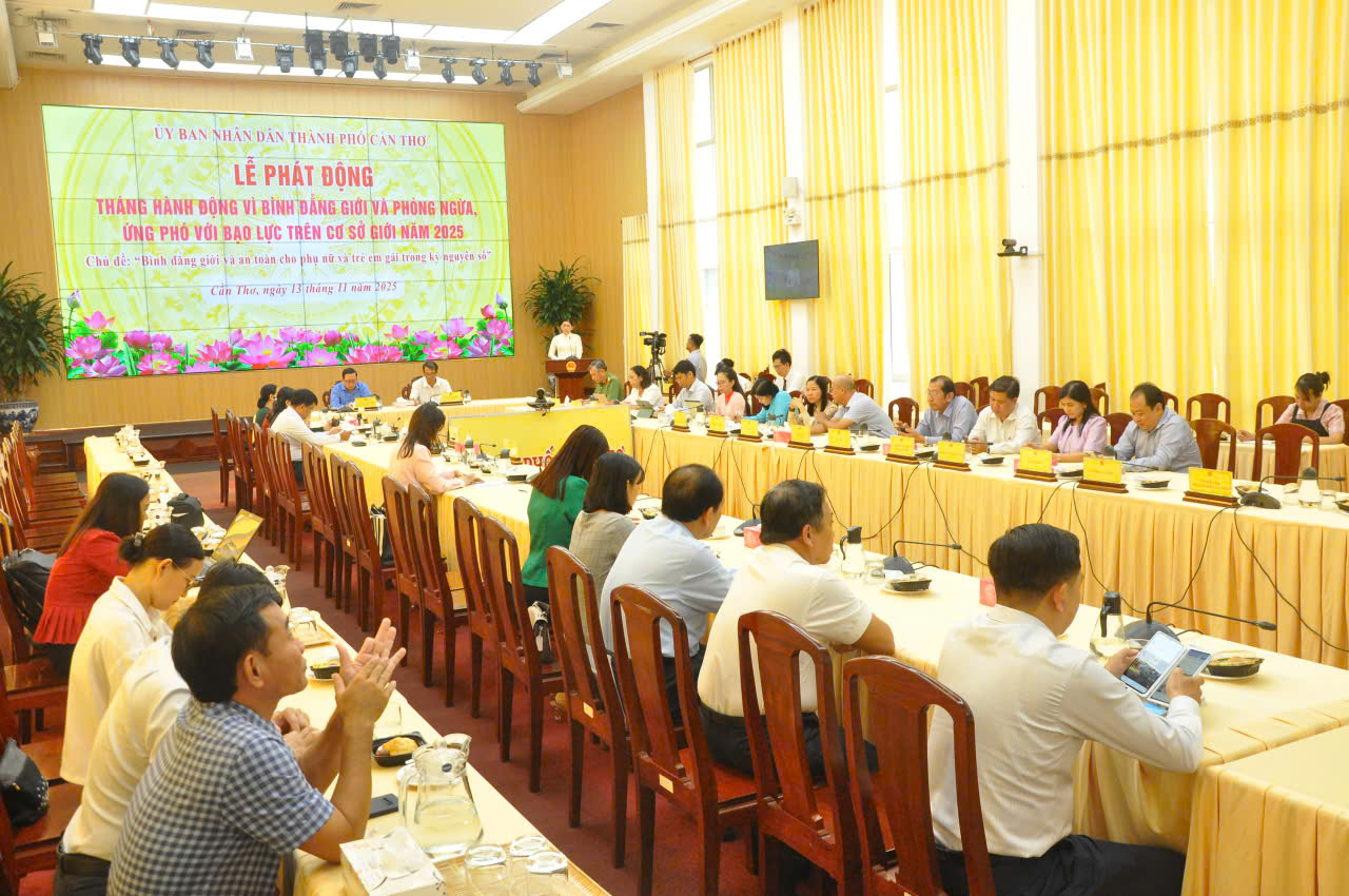 Quang cảnh buổi lễ sáng 13/11. Ảnh: CTV