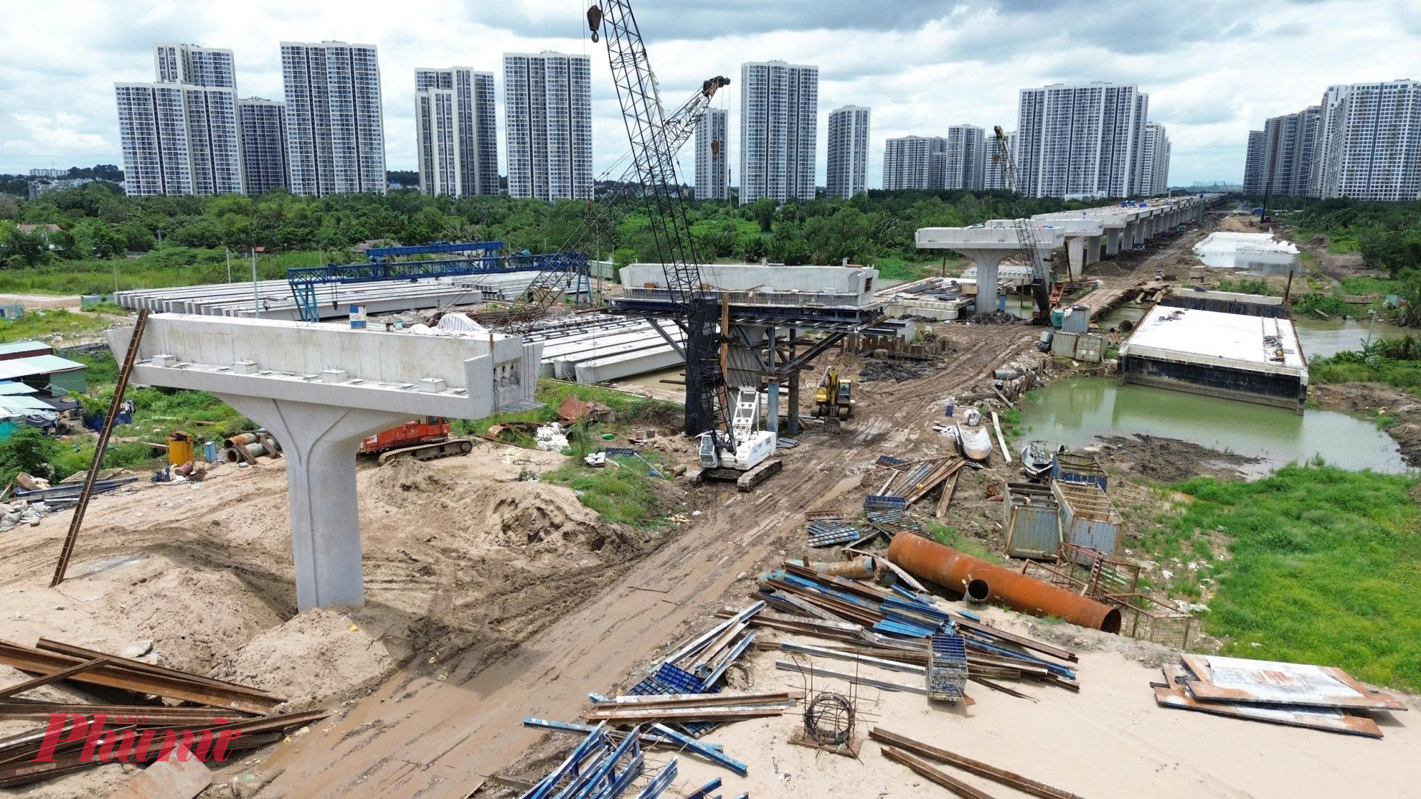 TPHCM tăng tốc giải ngân hết 152.000 tỉ đồng vốn đầu tư công năm 2025 - Ảnh; TQ 