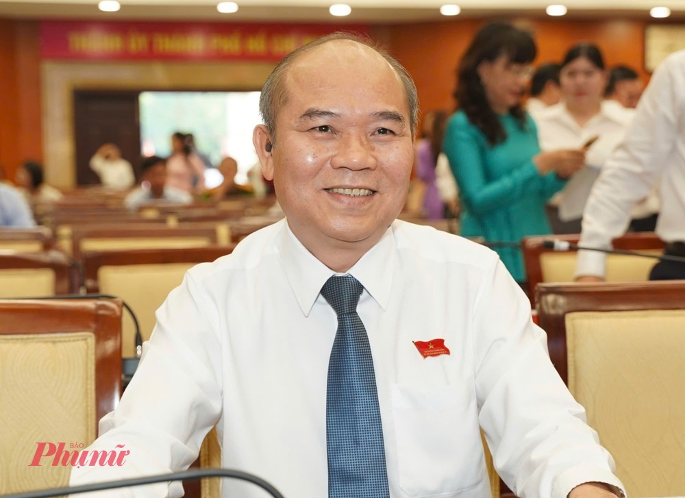 Ông Trần Văn Bảy - Chánh Thanh tra TPHCM giữ chức vụ Phó chủ tịch UBND TPHCM - Ảnh: Thái Phúc