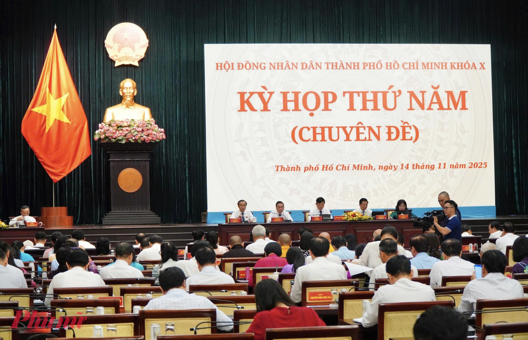 Kỳ họp thứ 5, HĐND TPHCM sáng 14/11 - Ảnh: Thanh Tâm